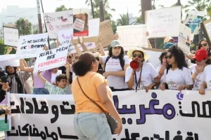 femme-manifestation-pride-5