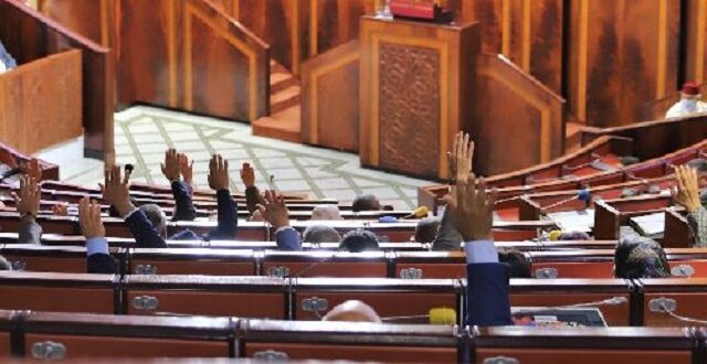 Parlement-e-e-e-640x330-1